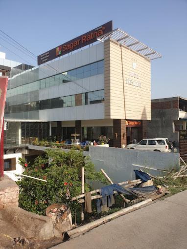 Bharwain Hotel President מראה חיצוני תמונה